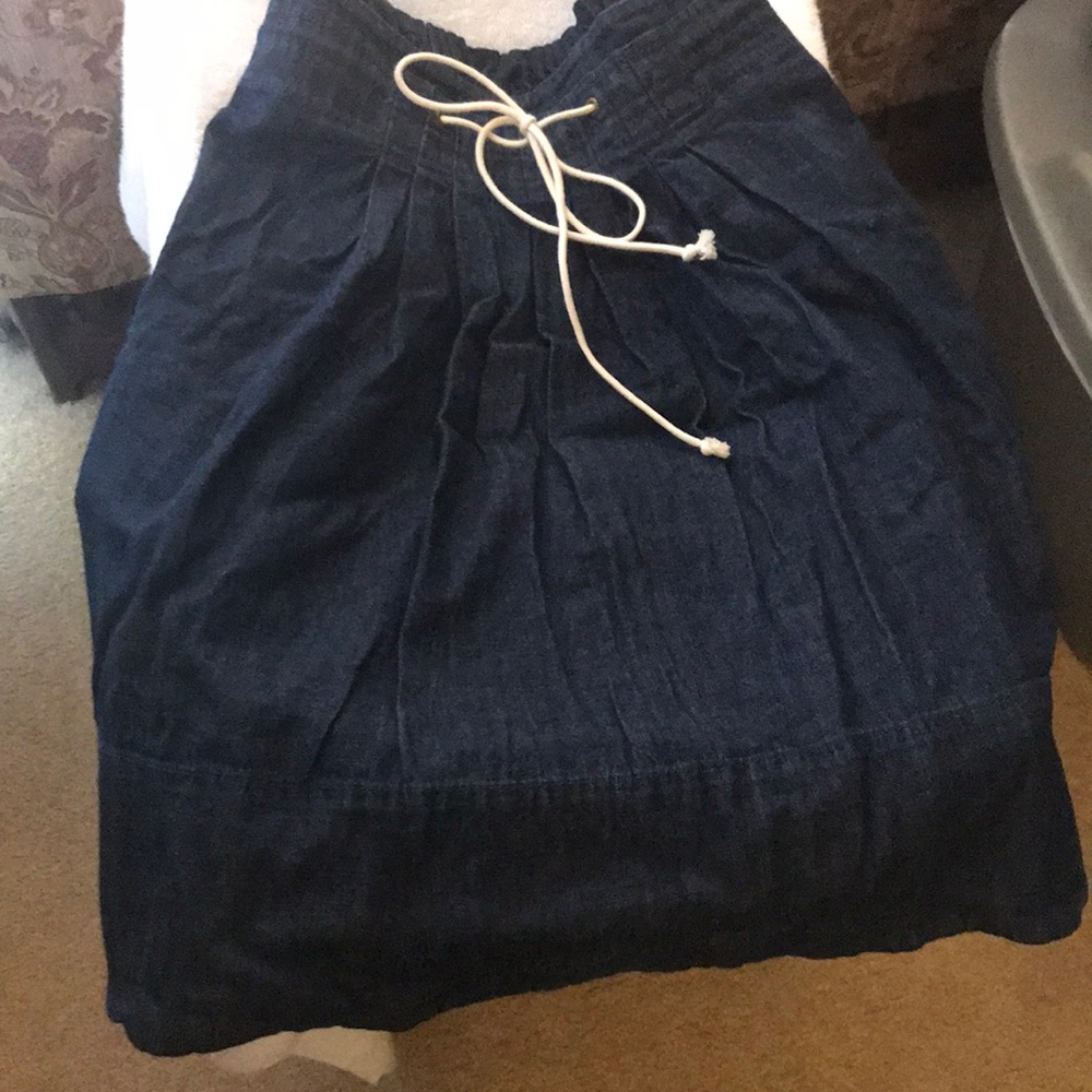 🌸🌷💐🌹Merona Denim Skirt BRAND NEW!